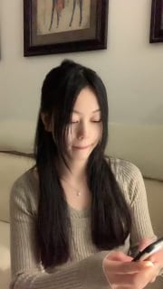 gc2048_com_颜值区女神！外表文静很漂亮！给大家小露一波，撩起衣服贫乳，换装衬衣，半脱下内裤性感美臀-sha